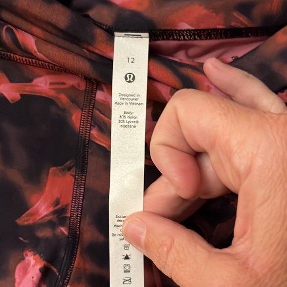 Lululemon Align HR pants 25” - Picture 4 of 5